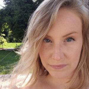 Meet your Posher, Cassondra